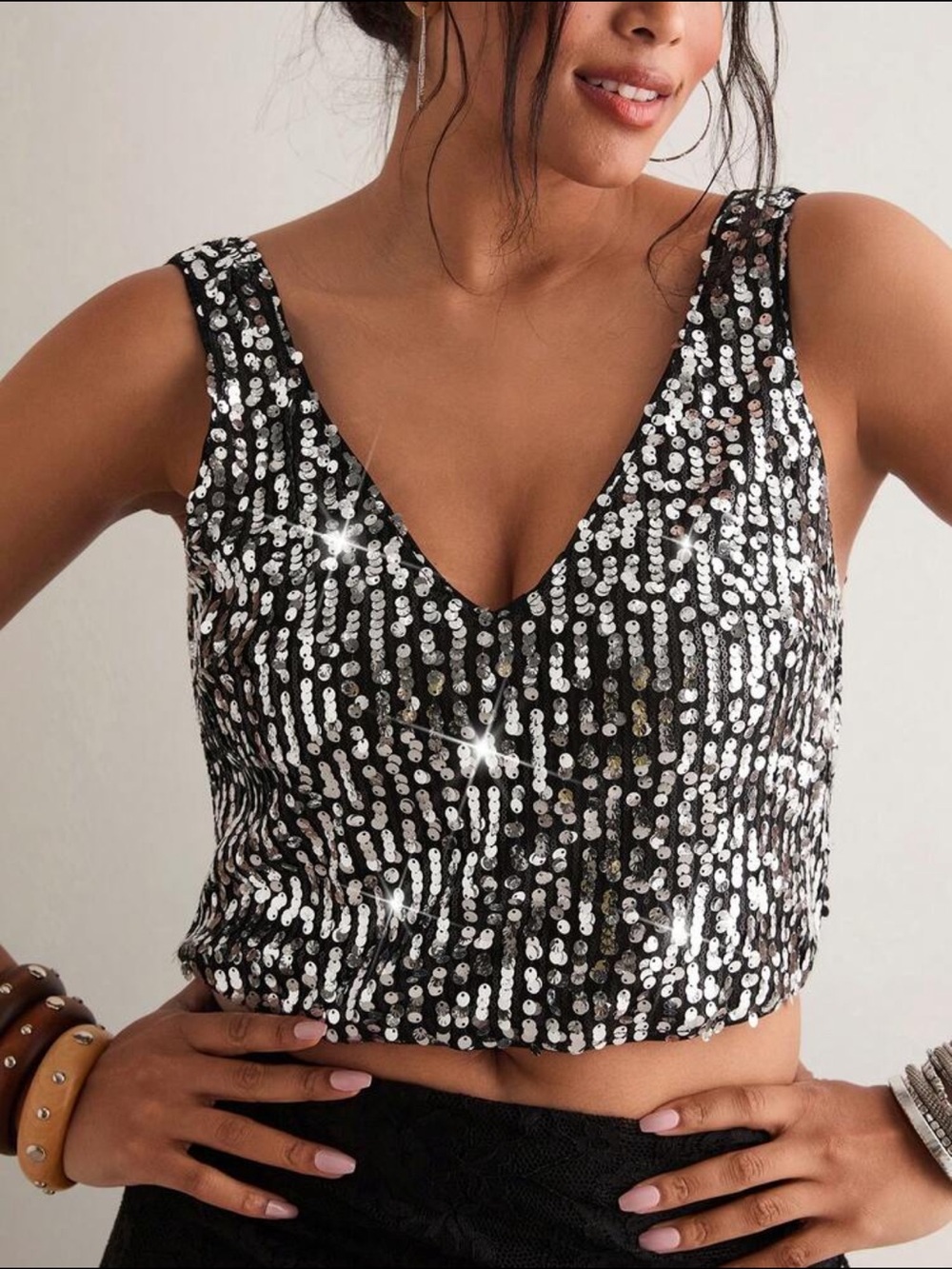 💎 PLUS Sequin Cropped Tank 💎 - Picture 4 of 7